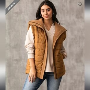 Buckle Tan Quilted Vest